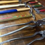 DETIKBABEL.COM (Jakarta) — Kezillaz dengan bangga mengumumkan peluncuran brand baru Merk HorseGuard, rangkaian peralatan kuda premium yang dirancang untuk memberikan keamanan optimal, kenyamanan maksimal, dan performa terbaik bagi kuda dalam berbagai kondisi, HorseGuard Selain memproduksi peralatan perawatan Kuku Kuda juga menghadirkan peralatan Medis/kedokteran utk Kuda. Rabu (9/12/2025).