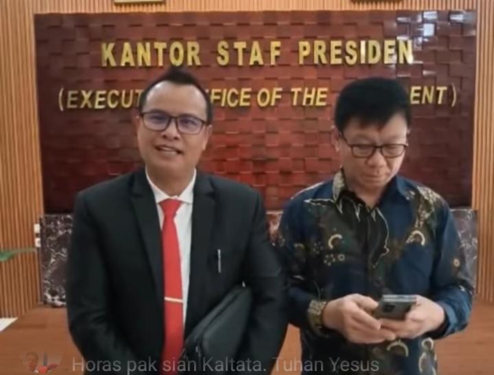 Detikbabel.com, Jakarta – Polemik dugaan pelanggaran ekspor elemenit yang menyeret PT Putra Prima Mineral Mandiri (PMM) terus bergulir dan kini memasuki babak baru. Setelah penggeledahan terhadap belasan kontainer ekspor milik perusahaan tersebut oleh Tim Satgas Penertiban Kawasan Hutan (PKH), sorotan kini mengarah kepada tindakan Kejaksaan Agung Republik Indonesia yang dikabarkan melakukan penjemputan terhadap Kepala Kantor Bea Cukai Pangkalpinang, Junanto Kurniawan. Minggu (21/6/2026)
